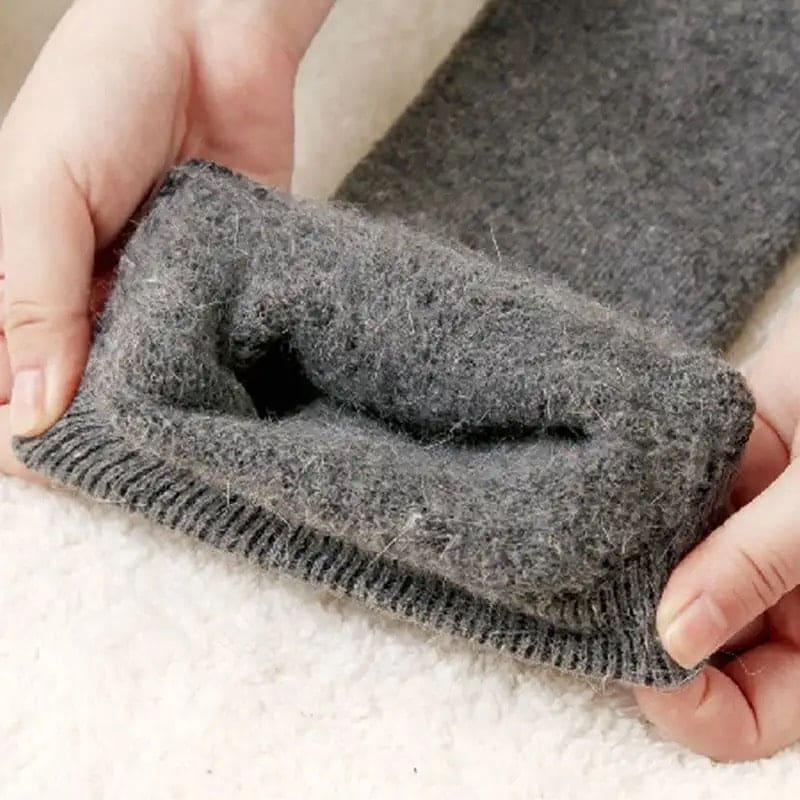 Unisex Fleece Knee Warmers.