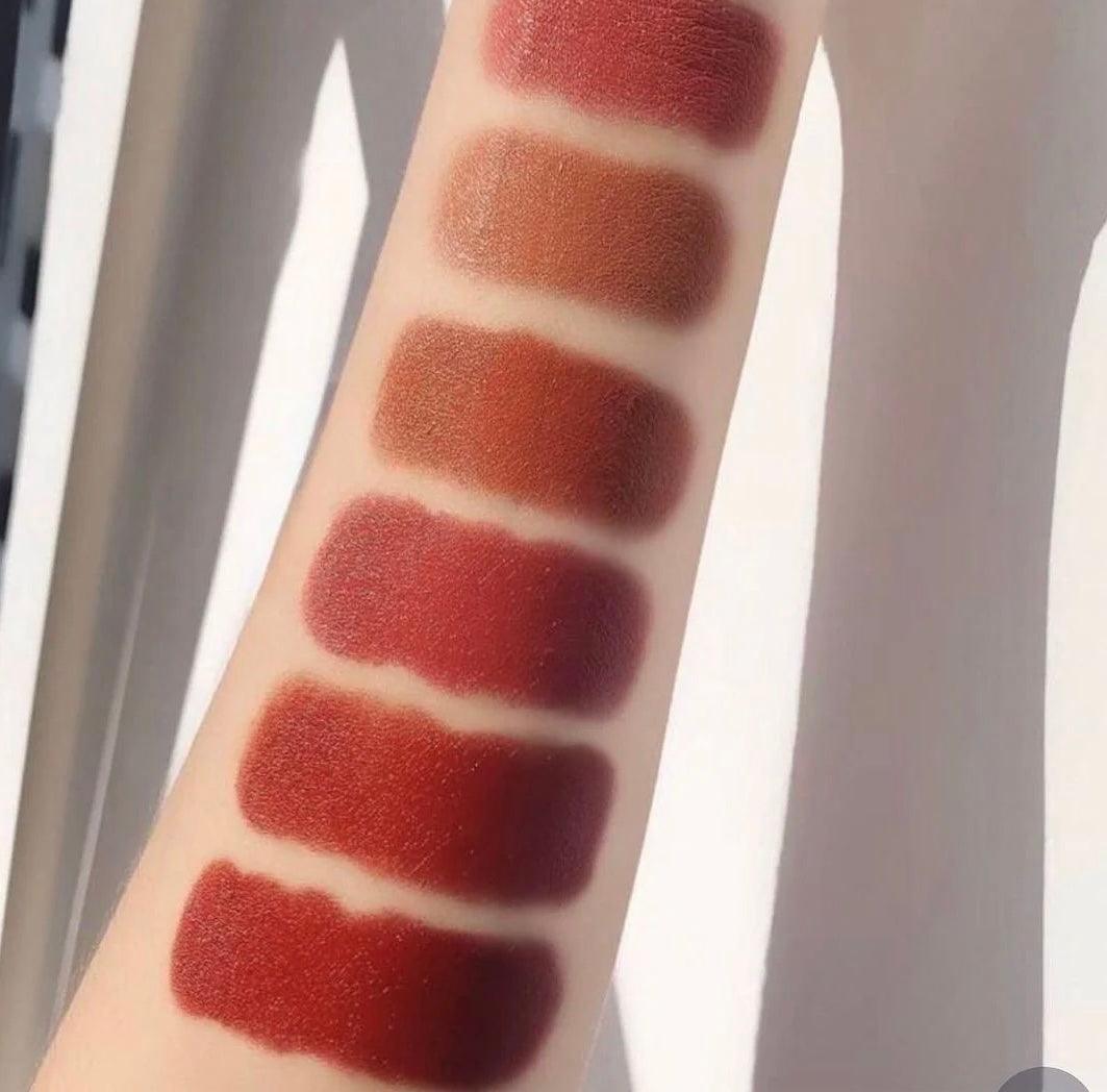 6pcs Matte Velvet Lipstick Set - Long-Lasting, Waterproof, and Moisturizing Non-Stick Lipstick Set.
