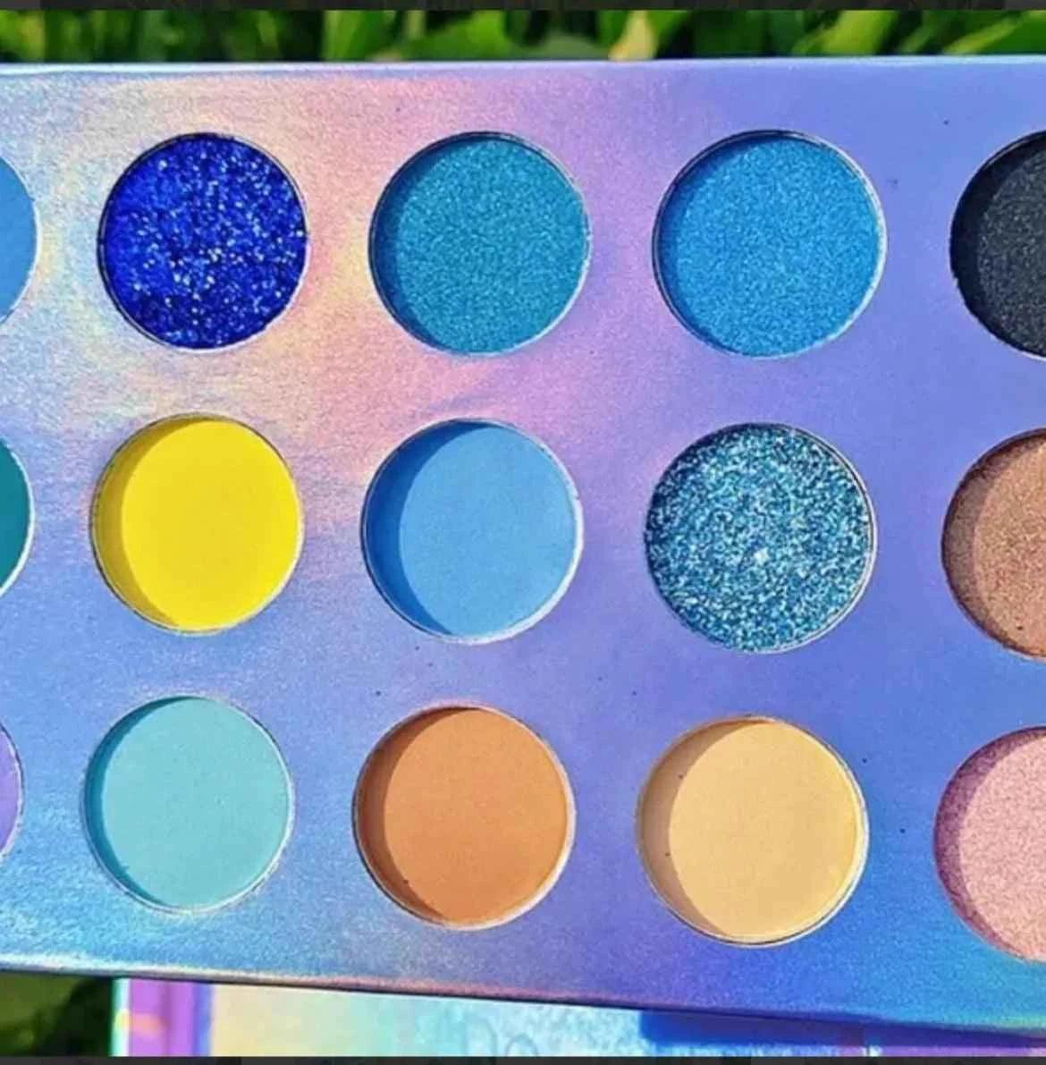 60 Colors Eyeshadow Palette.